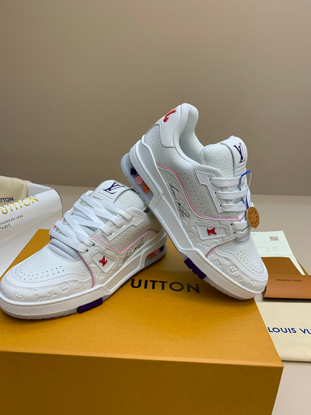 White Casual Sneakers with Colorful Sole