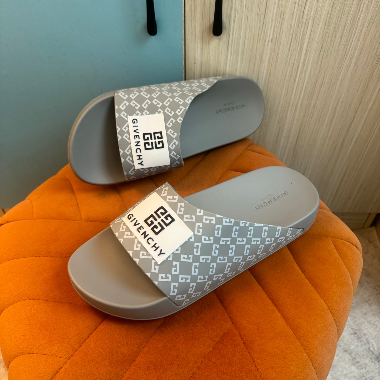Gray Slide-On Slippers with Patterned Strap - Product image 7
