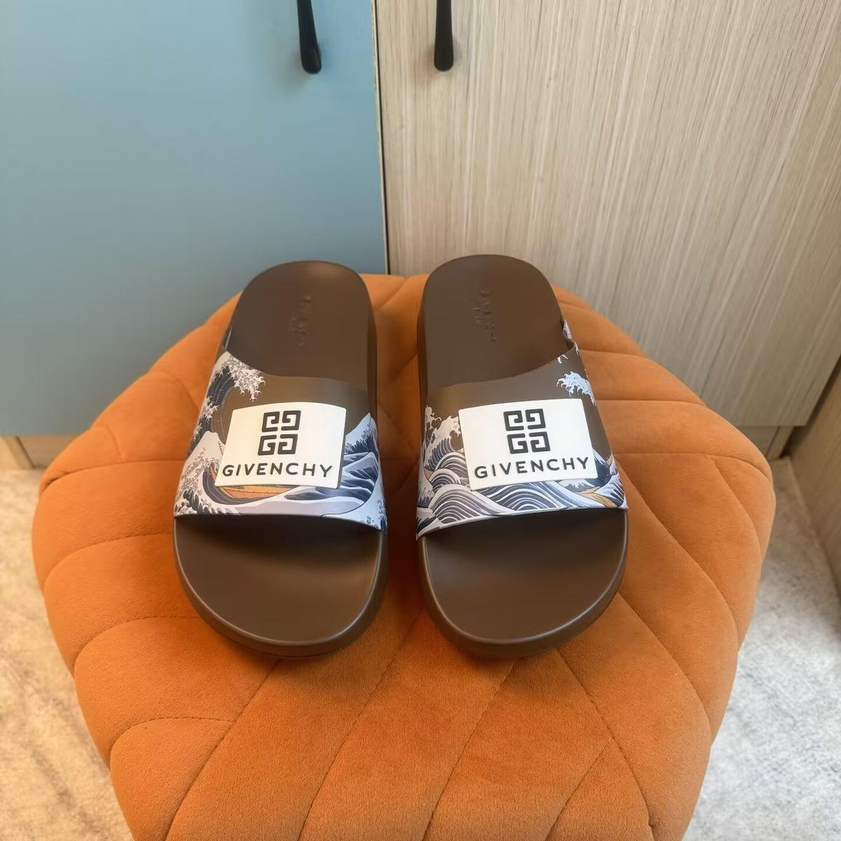 Brown Graphic Print Slide Sandals - Outsole view