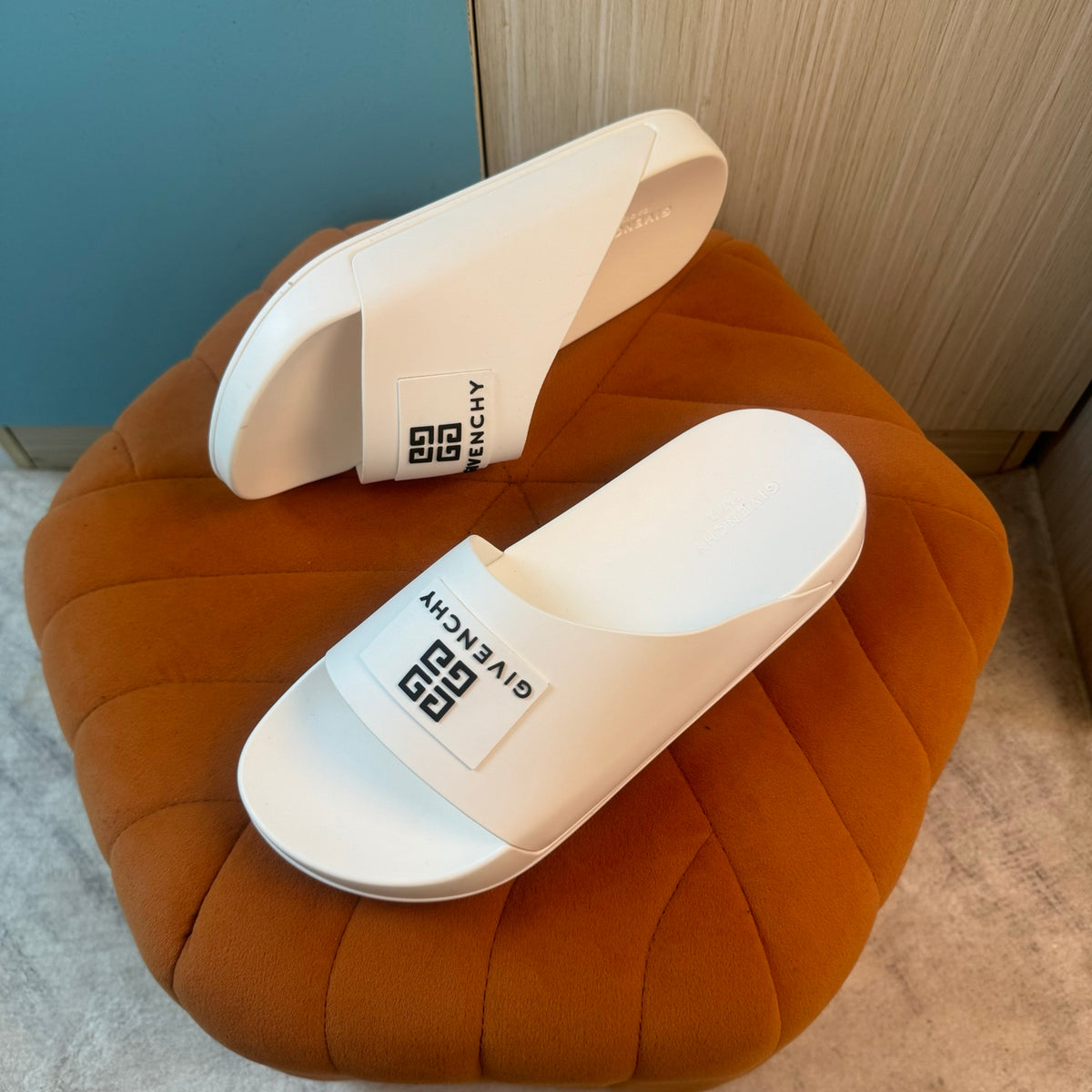 White Slide Sandals with Embossed Sole - Product image 9