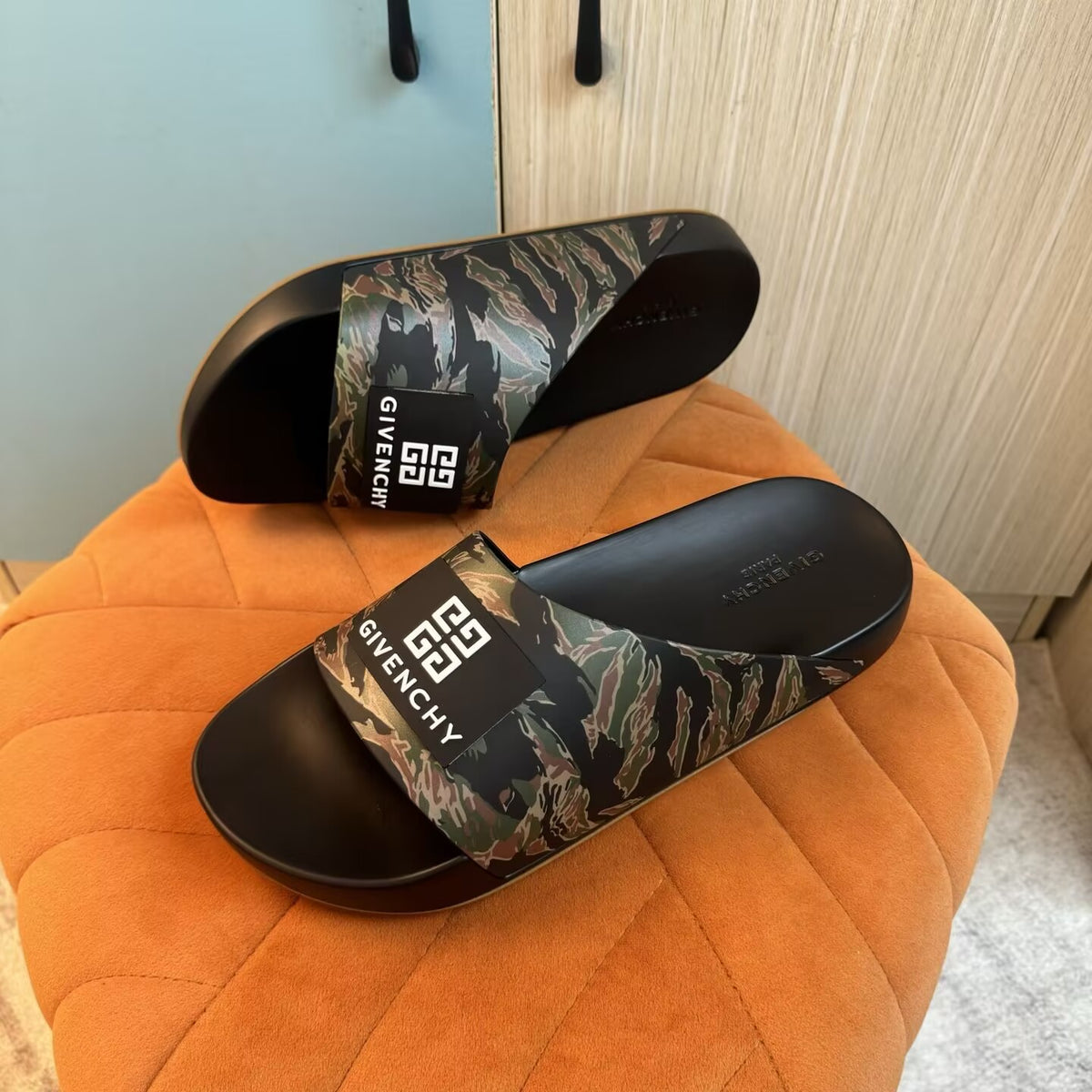 Camouflage Slide Sandals with Embossed Sole - Product image 7