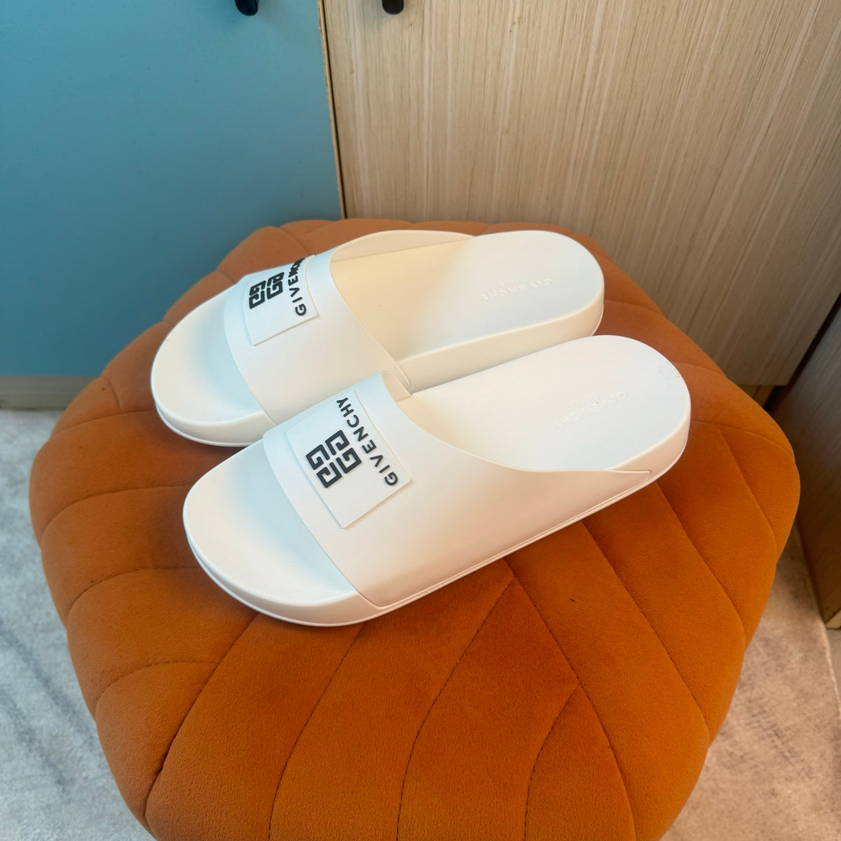 White Slide Sandals with Embossed Sole - Product image 7